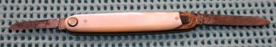 pressbuttonpearl2.jpg