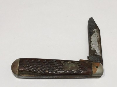 A little rough, but I like the perty, lil knife!
