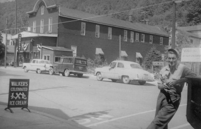 Photo of Bill Atkins the last Tidioute Cutler