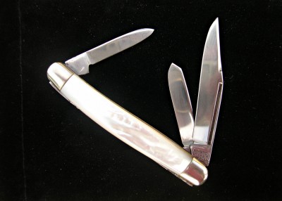 50's - 60's Kutmaster for my youngest daughter. It had bad scales, twisted body &amp; good blades.