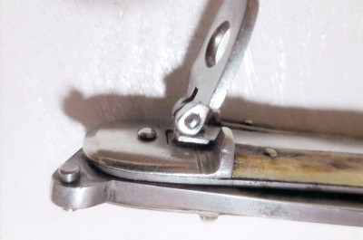 Leverlock Pocket Knife 4 of 7.jpg