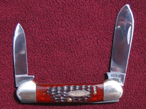 I can't tell how many dots this knife really has