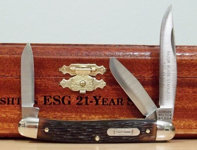 Schrade Walden 855RB With Craftsman Shield