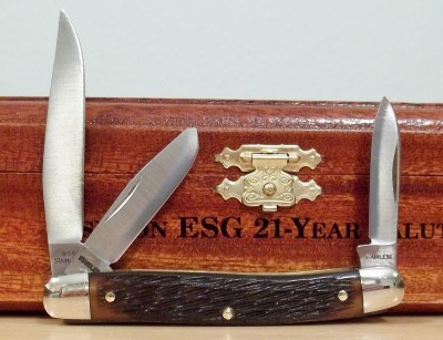 Schrade Walden 855RB With Craftsman Shield