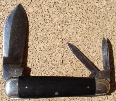 Terrier Jumbo Whittler 2.jpg
