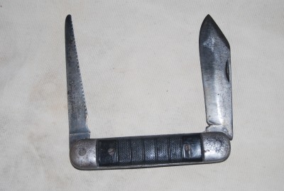 navy knife 1.JPG