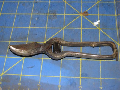 P.S.ToolsMiniShears-$2 001.jpg