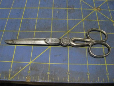 Graef&Schmidt-J.A.HenckelsColumbianExpoScissors$.50 001.jpg