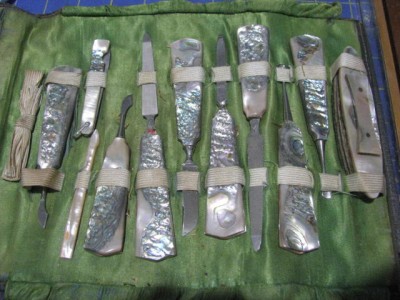 AbaloneManicureSet$15 001.jpg