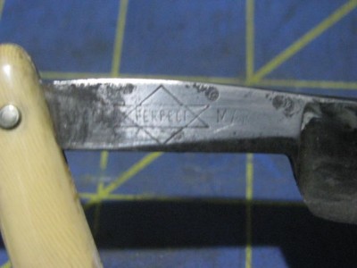 R.H.Whitney&Co.PerfectRazor$12 004.jpg