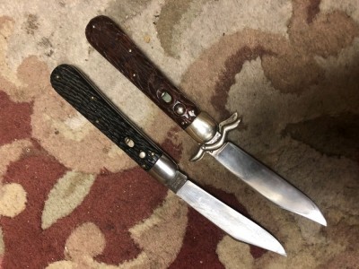 2 schrade autos.jpg