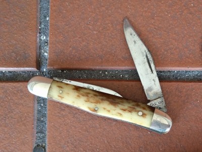 Case A6208 (no longer known as a "half-whittler")