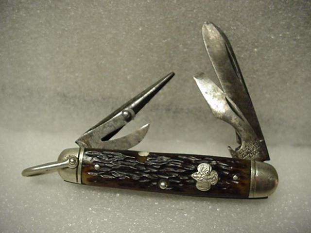 Ulster Dwight Divine, 4-bld., Bone, Official