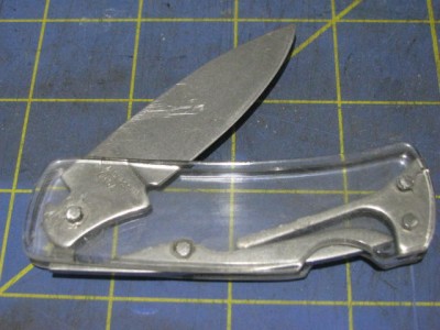 SabreSkeletonKnifeFree 002.jpg
