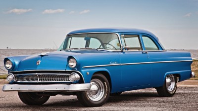 1955 Customline.jpg