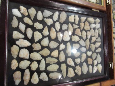 Arrow Heads 007.JPG
