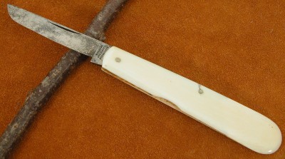 Blade Open DSCN7259.JPG