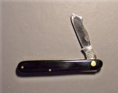 Budding Knife.jpg