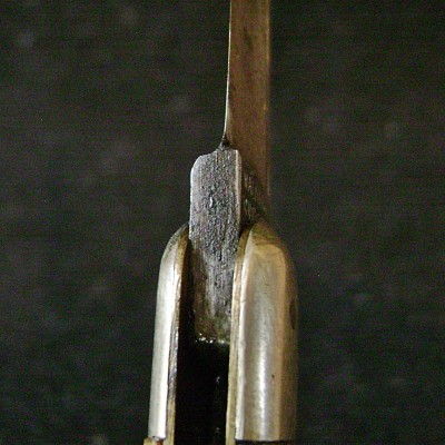 Waltham Whittler - Thick Tang.JPG