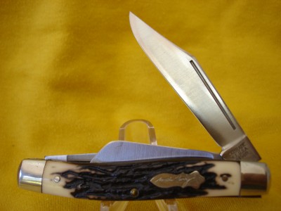 15 - UH 885 with file work on back spring.JPG