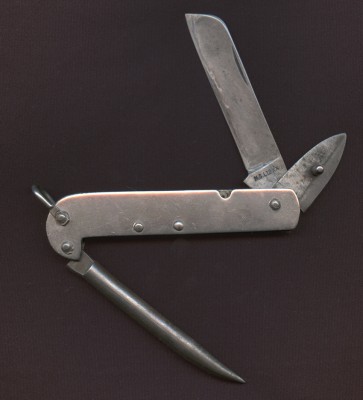 M.S. Ltd Navy Knife.jpg