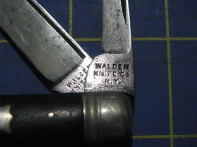 WaldenKnifeCo.DogLegJack$5 003.jpg