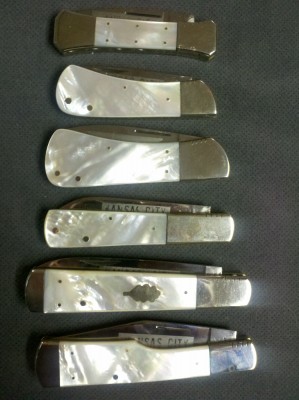 6 pearls closed.jpg