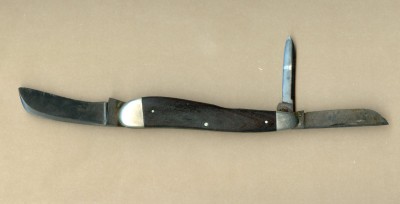 Holley farmers whittler552.jpg