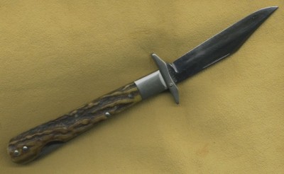 Knife002.jpg