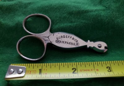 GrÜn - Burgeff & Co. Champagner (1).jpg
