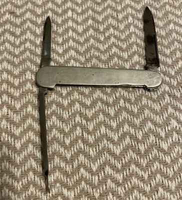 seller 03.jpg