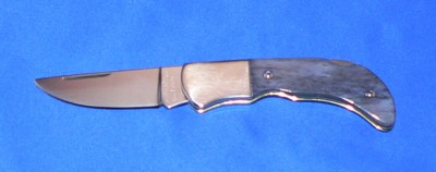 medium lock-back