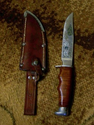 ScoutKnives-02a75.jpg