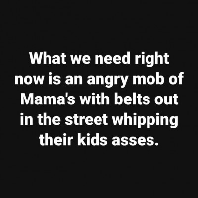 MAMA'S.jpg