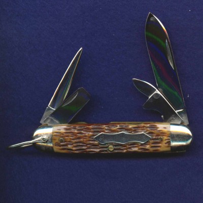 This is a 3 5/8" Robeson Scout