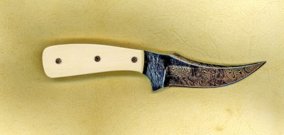 Damascus sharpfinger a.jpg