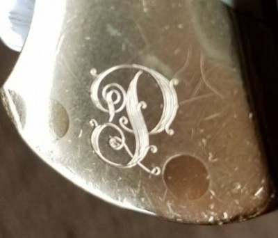 Schrade close-up P.jpg