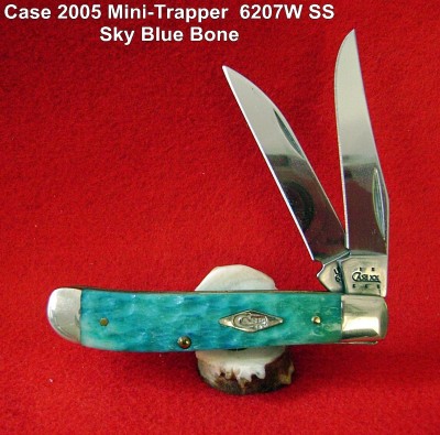 Case 2005 Mini-Trapper  6207W SS - Sky Blue Bone Labeled.JPG