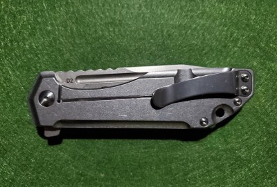 BOKER & COUNTYCOMM GLOW-IN-THE-DARK STOUT COMMANDER - 3.jpg