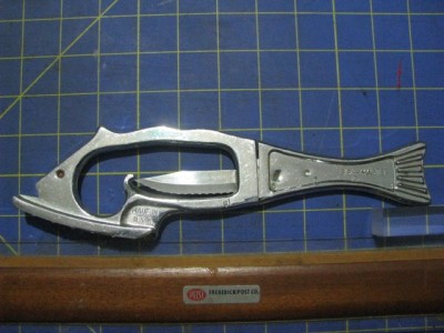Veri-SharpFishKnife$2 002.jpg