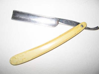 Straight Razors 001.JPG