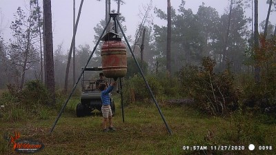 Here was another dear gettin' a pocket full of corn.