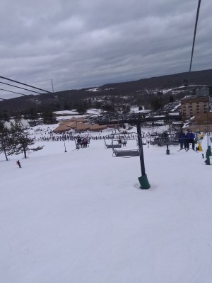 2020-12-28_11-54-02_-_snow_skiing_downhill.jpg