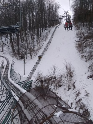 2020-12-28_10-36-48_-_snow_skiing_downhill.jpg