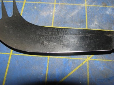 A.A.MarksPressButtonKnifeCo.2018 003.jpg