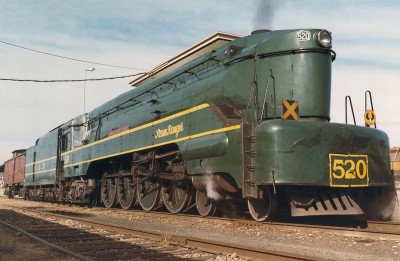 520_class_loco-South_Australia-1984.jpg