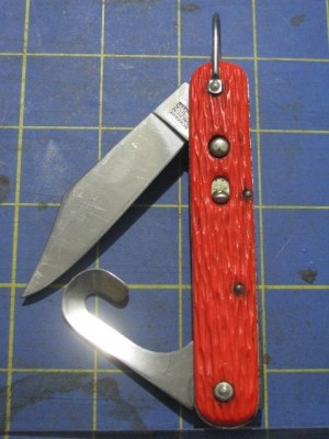 Drawer15AutoKnives2019 027.jpg