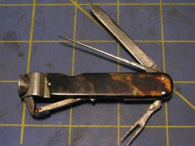 Westby-LevickSmokersKnife.JPG
