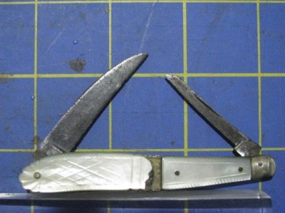 G&JAllenSuperiorCutleryPileSide.JPG