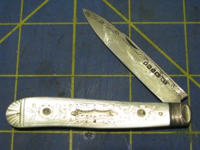 PearlFruitKnives 001.jpg
